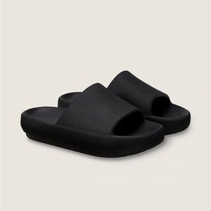 NWT Pillow Slides